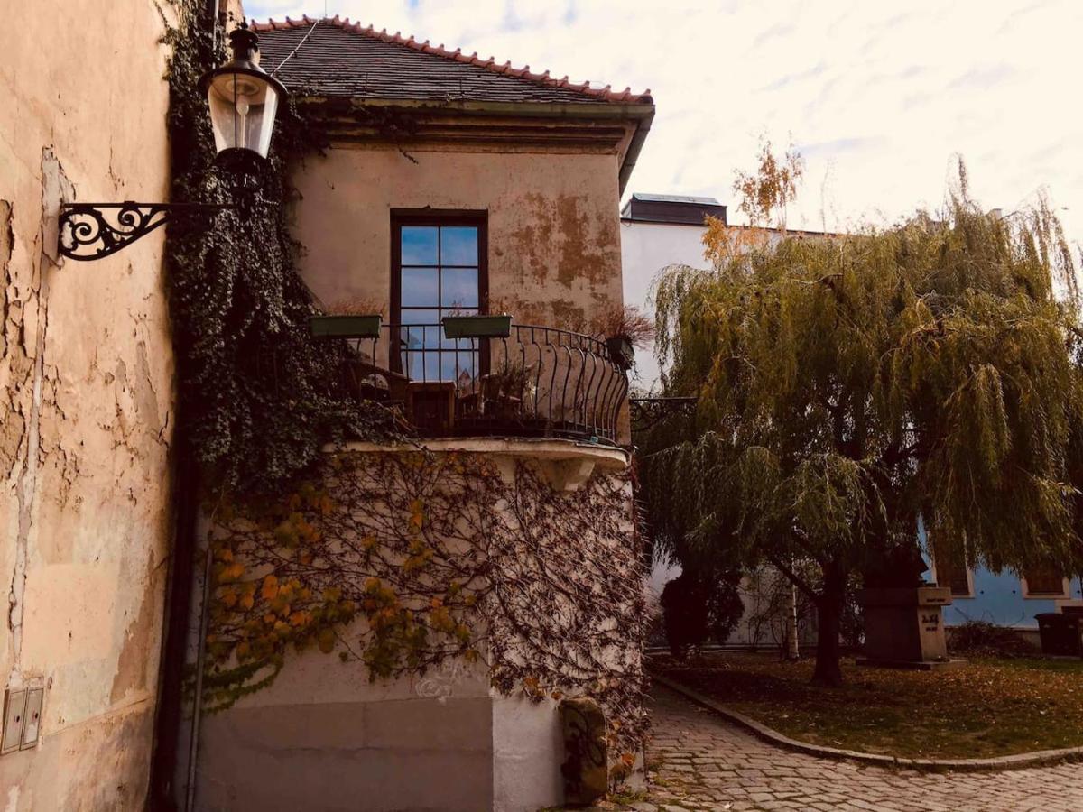 Second Home In Heart Of Pressburg Exterior foto