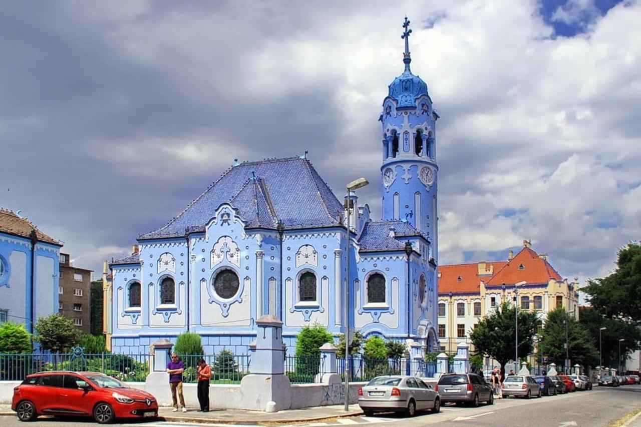 Second Home In Heart Of Pressburg Exterior foto